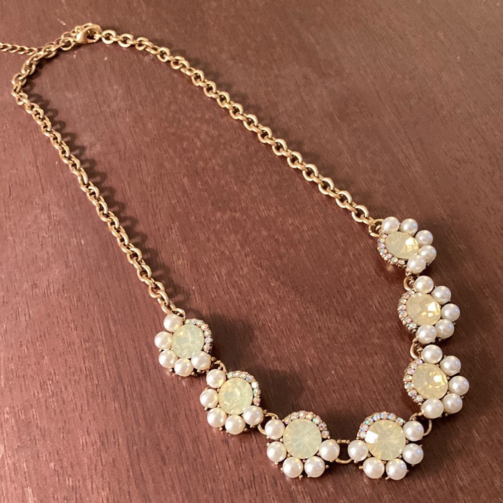 Rhinestone Pearl Beaded Neclace